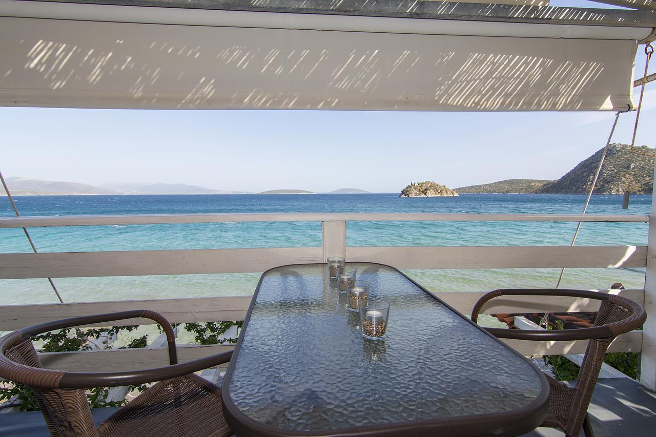 Poseidon Apartments 托隆 外观 照片
