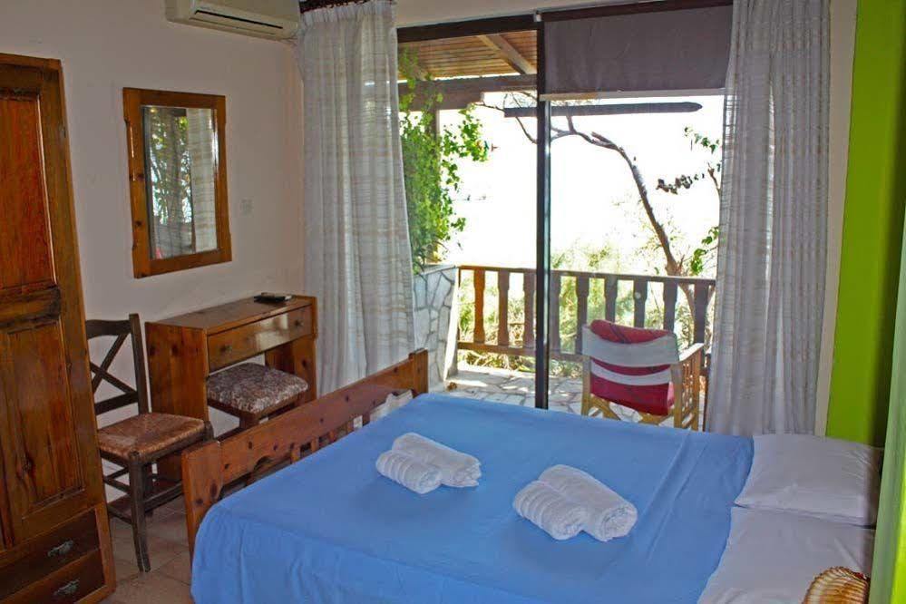 Poseidon Apartments 托隆 外观 照片