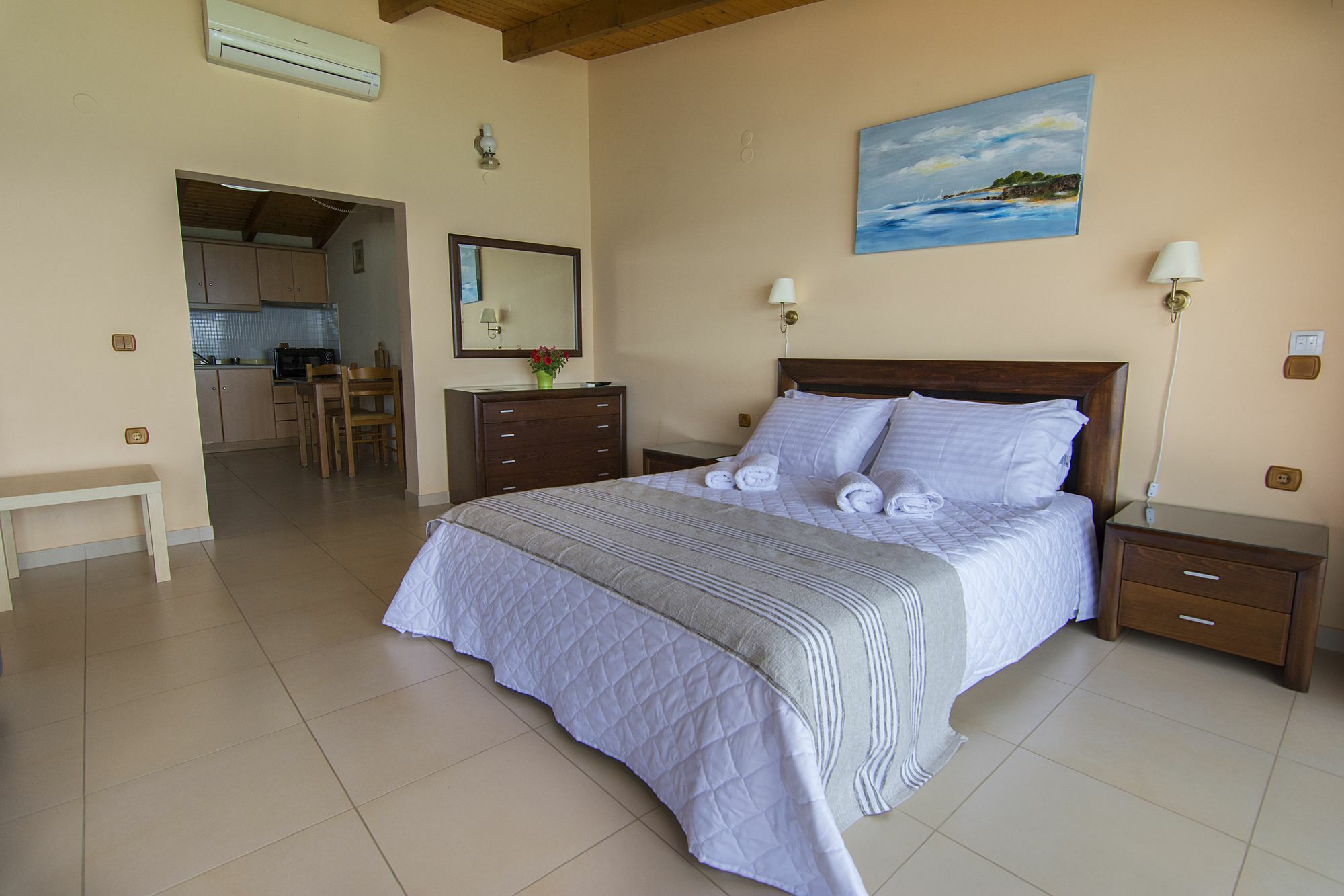 Poseidon Apartments 托隆 外观 照片