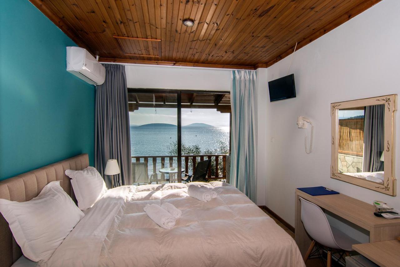 Poseidon Apartments 托隆 外观 照片
