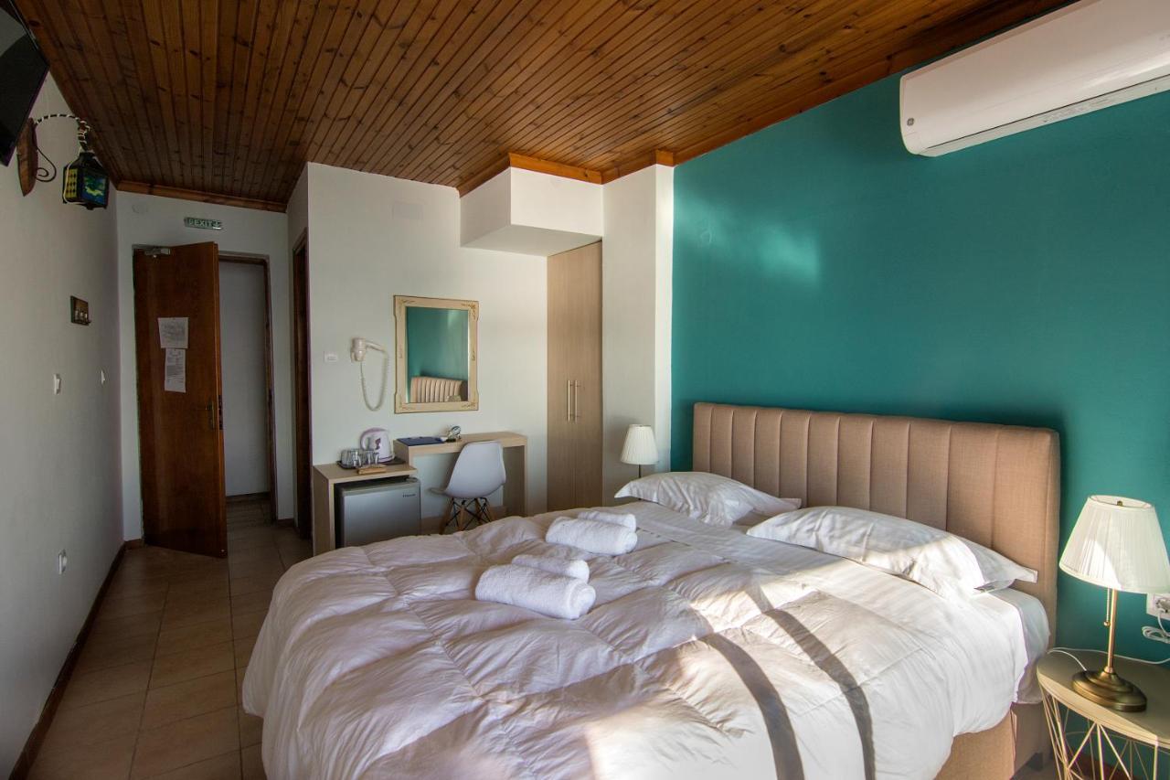 Poseidon Apartments 托隆 外观 照片